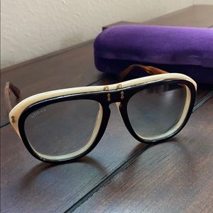 A brand new✨Gucci flip-up sunglasses
